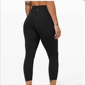 Lululemon wunder under
